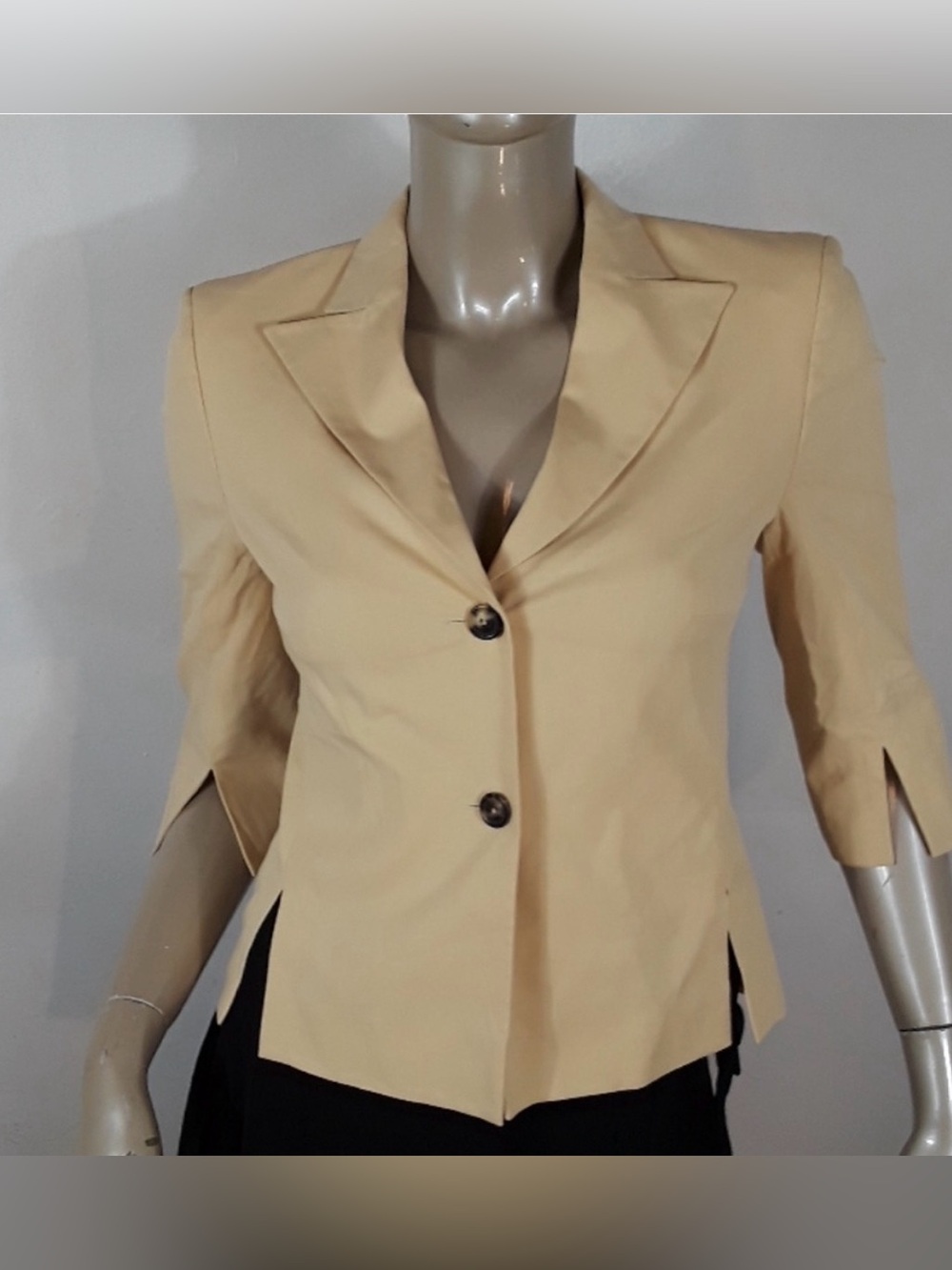 René‎ Lezard Y2K Butter Yellow Fitted Blazer Asymmetric Cutout Size 34
